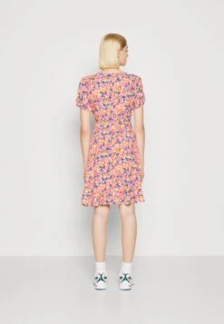 Even&Odd Jurk - Blue/Red 10 Even&Odd Jurk - Blue/Red -Even&Odd 01644a3dc07c402381453d51f8ddb390