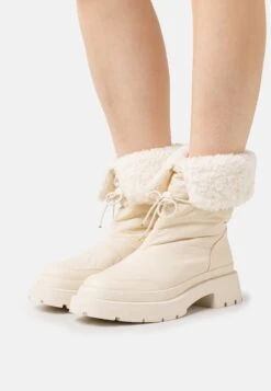Winter Boot - Korte Laarzen - Beige