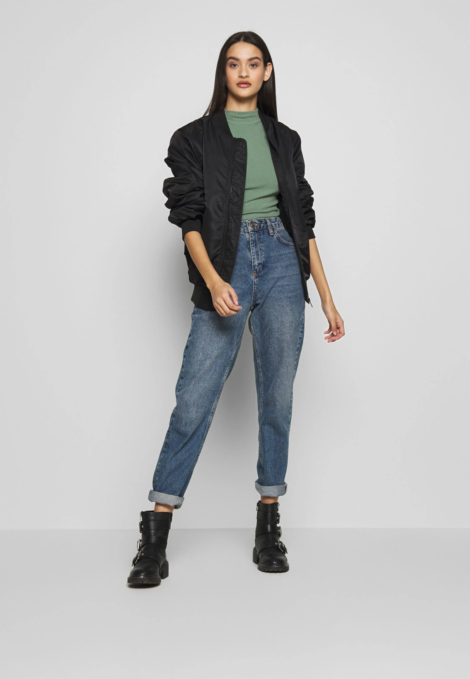 Even&Odd Top - Laurel Wreath 4 Even&Odd Top - Laurel Wreath - Afbeelding 2