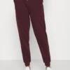 Even&Odd Regular Fit Jogger With Contrast - Trainingsbroek - Dark Red -Even&Odd 0a98e77cd9fa4395a6c803d13ad7f277