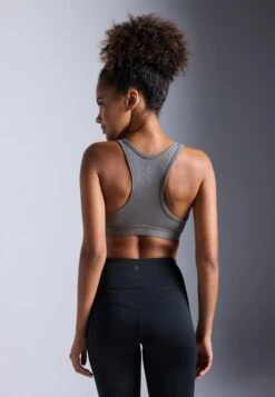 LIGHT SUPPORT FINE RIBBED SPORTS BRA WITH RACER BACK - Sport-bh Met Medium Support - Dark Grey 11 LIGHT SUPPORT FINE RIBBED SPORTS BRA WITH RACER BACK - Sport-bh Met Medium Support - Dark Grey -Even&Odd 0ad9d0d795ae4e27a1ce8566858962cf