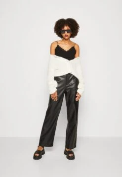 Even&Odd Top -Black 9 Even&Odd Top -Black -Even&Odd 10e3f5634c144ff7b8434056e542485c