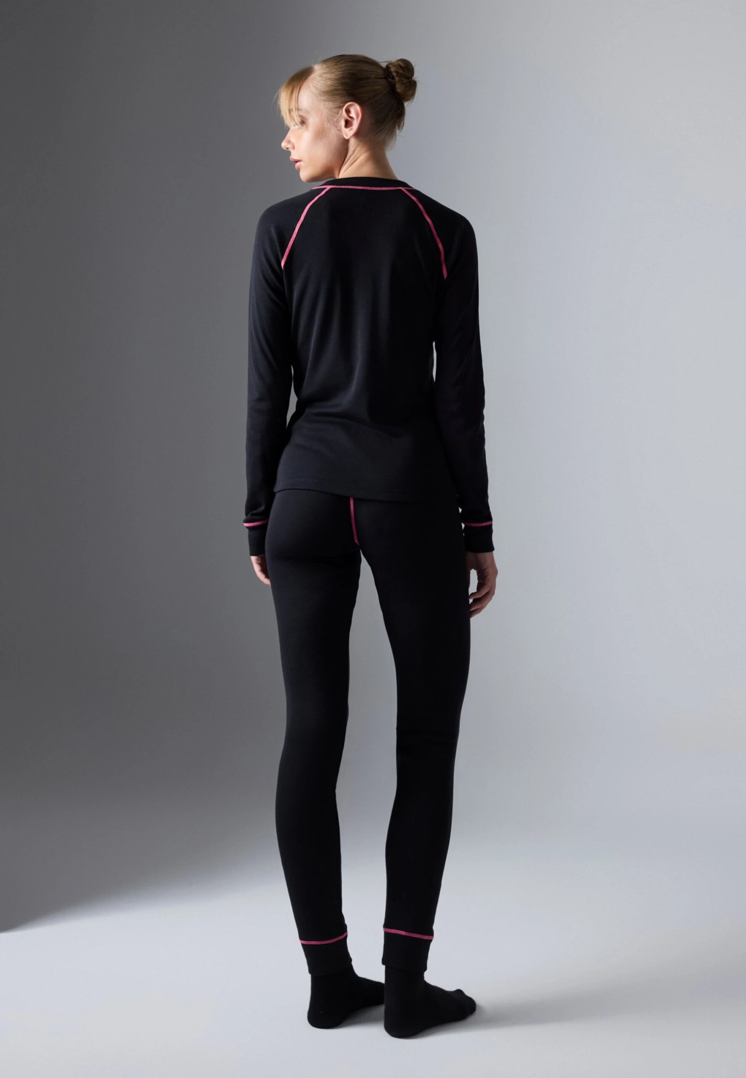 2 PIECE LONG SLEEVE TOP AND LEGGINGS SET - Hemd - Black/pink 5 2 PIECE LONG SLEEVE TOP AND LEGGINGS SET - Hemd - Black/pink - Afbeelding 3