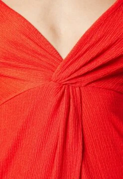 Even&Odd Eo-Ss23-C144-Sj / Strappy V Neck Knot Front Waist Midi Dress / 302 - Red - Jurk - Red 17 Even&Odd Eo-Ss23-C144-Sj / Strappy V Neck Knot Front Waist Midi Dress / 302 - Red - Jurk - Red -Even&Odd 208646e34dab49ebaf11374852c9f929