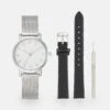 Even&Odd Set - Horloge - Silver/Black 1 Even&Odd Set - Horloge - Silver/Black -Even&Odd 226bebd486f94d57a028db22620b5eeb