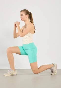 LOW RISE CYCLING SHORTS - Tights - Turquoise 9 LOW RISE CYCLING SHORTS - Tights - Turquoise -Even&Odd 27cea91e29de42e88f21f7d432d15c1f