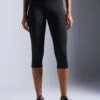 ESSENTIAL QUICK DRY CAPRI HIGH RISE LEGGINGS - Tights - Black