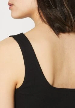 Even&Odd Top - Black/Black 13 Even&Odd Top - Black/Black -Even&Odd 3805005c4d0a4f6eabdf4d7096d6fc08