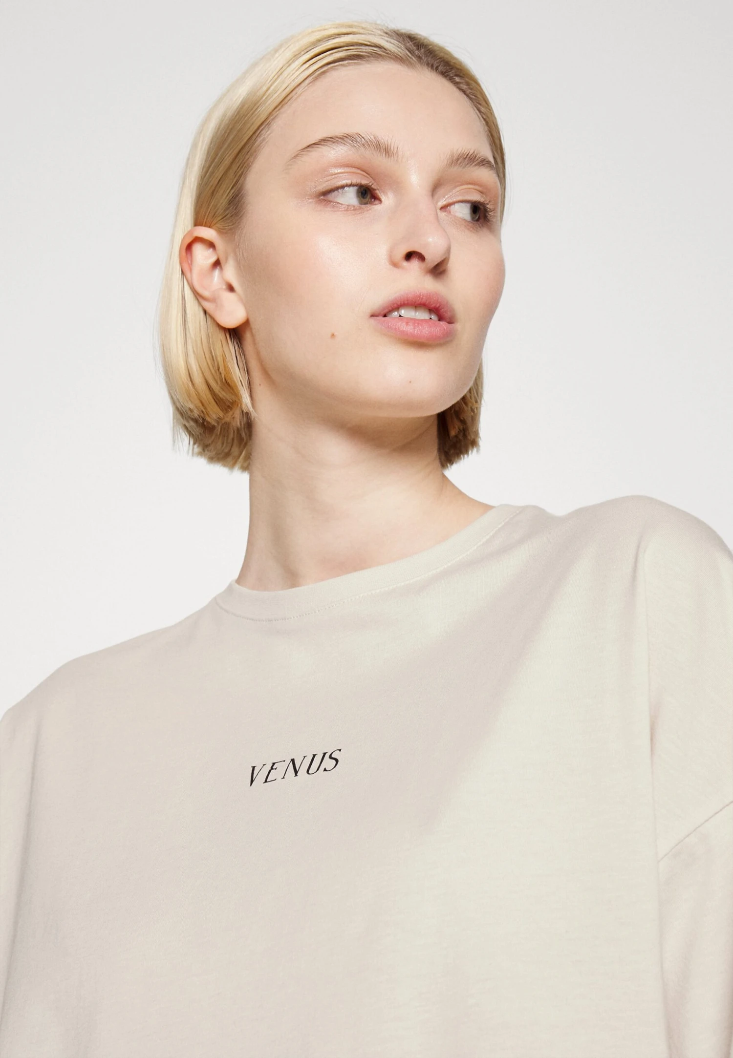 Even&Odd Liz Venus Back Print - T-Shirt Print - Beige 6 Even&Odd Liz Venus Back Print - T-Shirt Print - Beige - Afbeelding 4