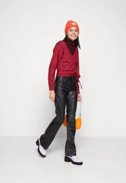 Even&Odd Vest - Dark Red 9 Even&Odd Vest - Dark Red -Even&Odd 4e46e06610694c32973deab6ca9aac4b