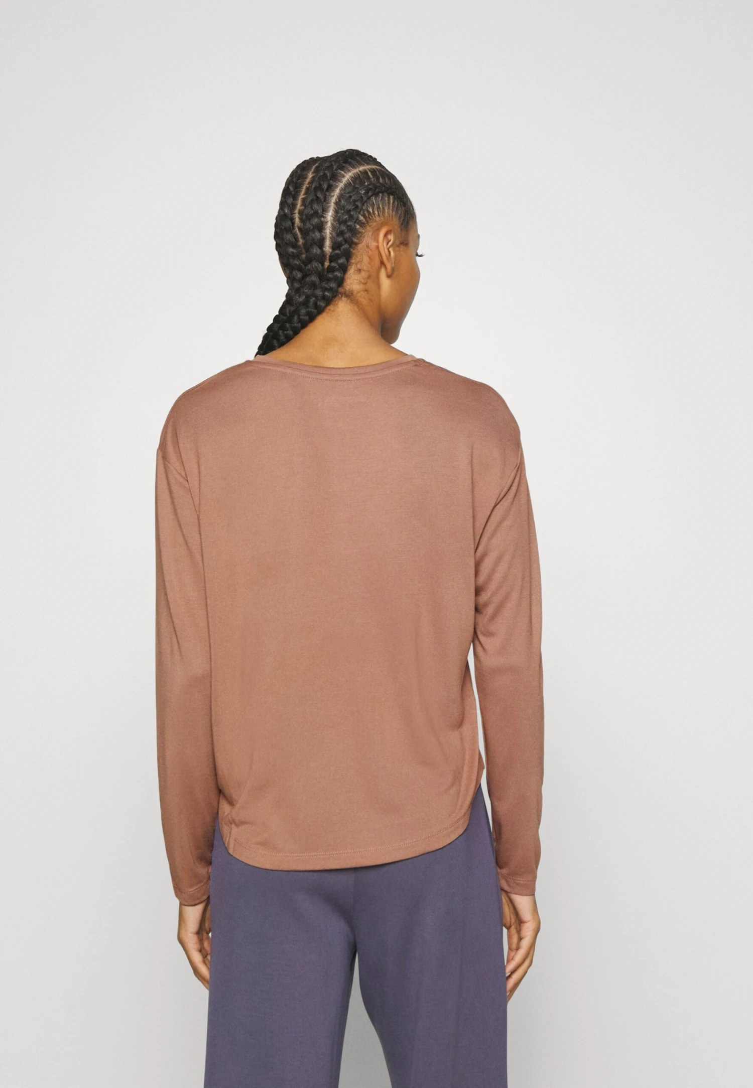 Loose Long Sleeves - Longsleeve - Light Brown 5 Loose Long Sleeves - Longsleeve - Light Brown - Afbeelding 3