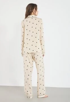 Even&Odd SET - Pyjama - Ivory 11 Even&Odd SET - Pyjama - Ivory -Even&Odd 5962b864cdec4496b57859de1d75e32b