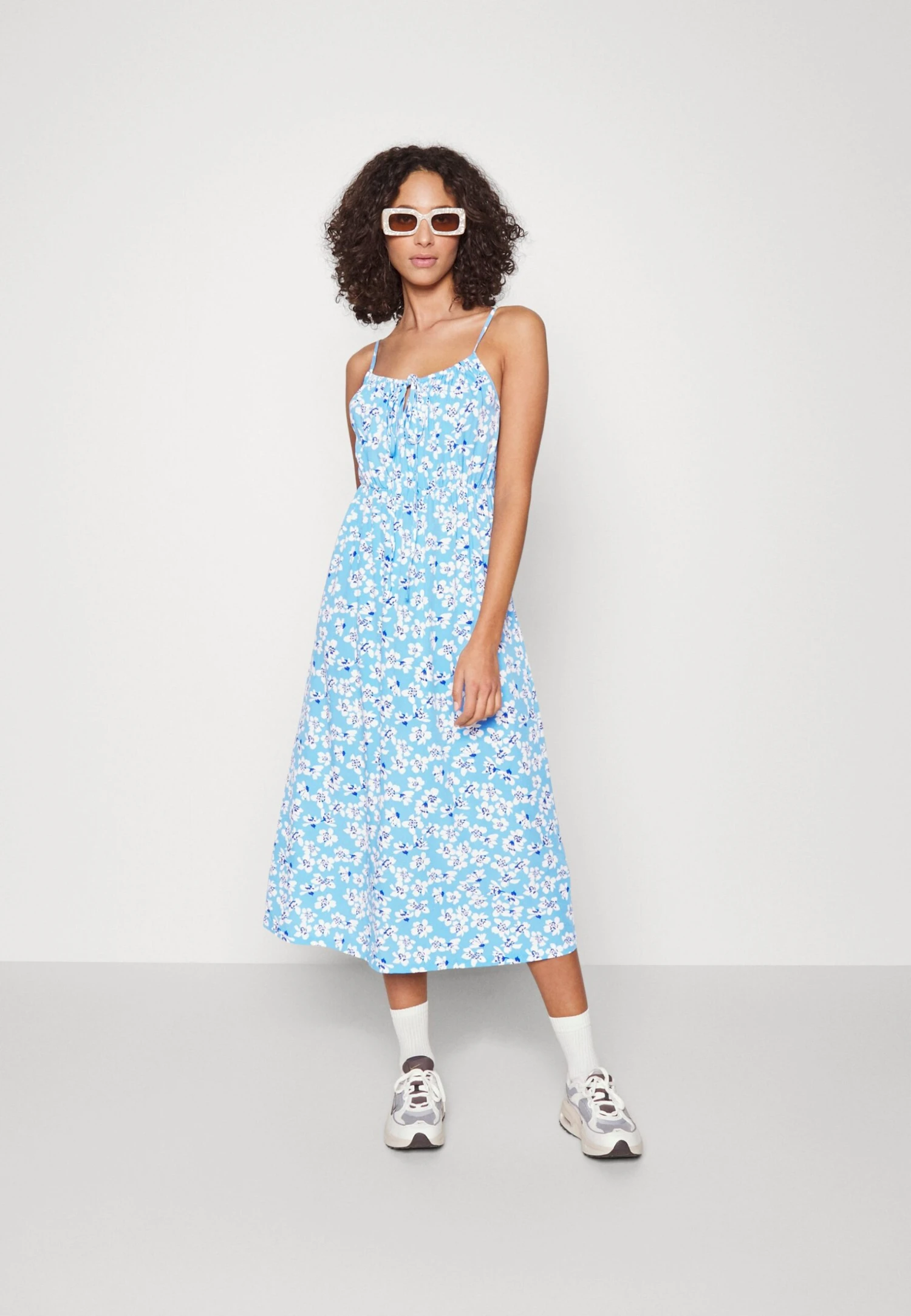 Midi Summer Dress- Jurk - Blue/White 4 Midi Summer Dress- Jurk - Blue/White - Afbeelding 2