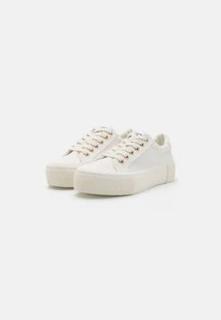 Even&Odd Sneakers Laag - Off-White -Even&Odd 67ca9e75afa4459897bc201c2c0156ce