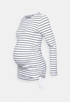 Longsleeve - White/Black 16 Longsleeve - White/Black -Even&Odd 6a2fc7f23e9049dca386654e8677d73a