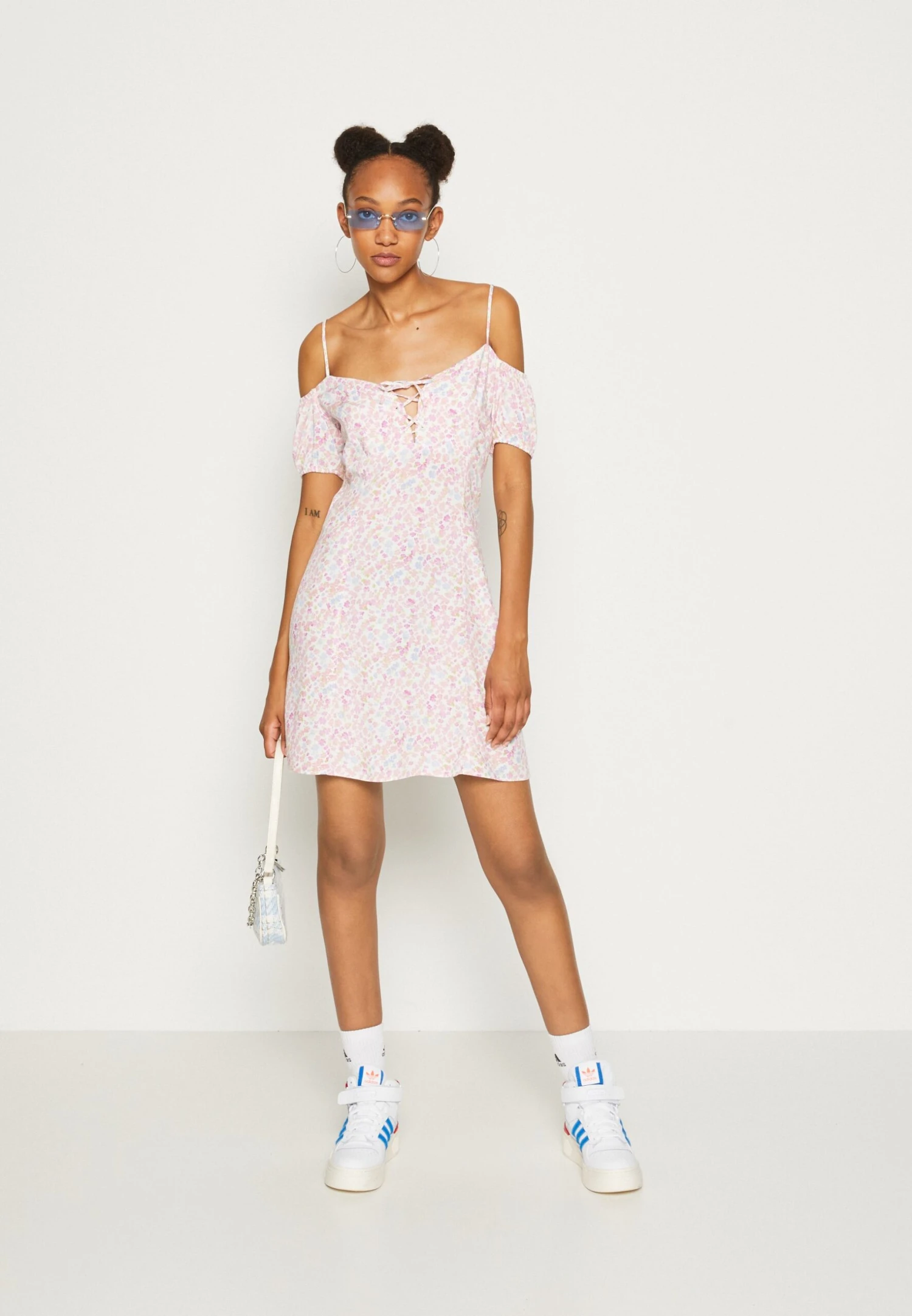 Even&Odd Jurk - Off-White/Pink 4 Even&Odd Jurk - Off-White/Pink - Afbeelding 2