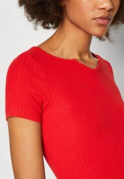 Even&Odd Jerseyjurk - Red 13 Even&Odd Jerseyjurk - Red -Even&Odd 7c18727191ef4c13baf99b606d1a53c6