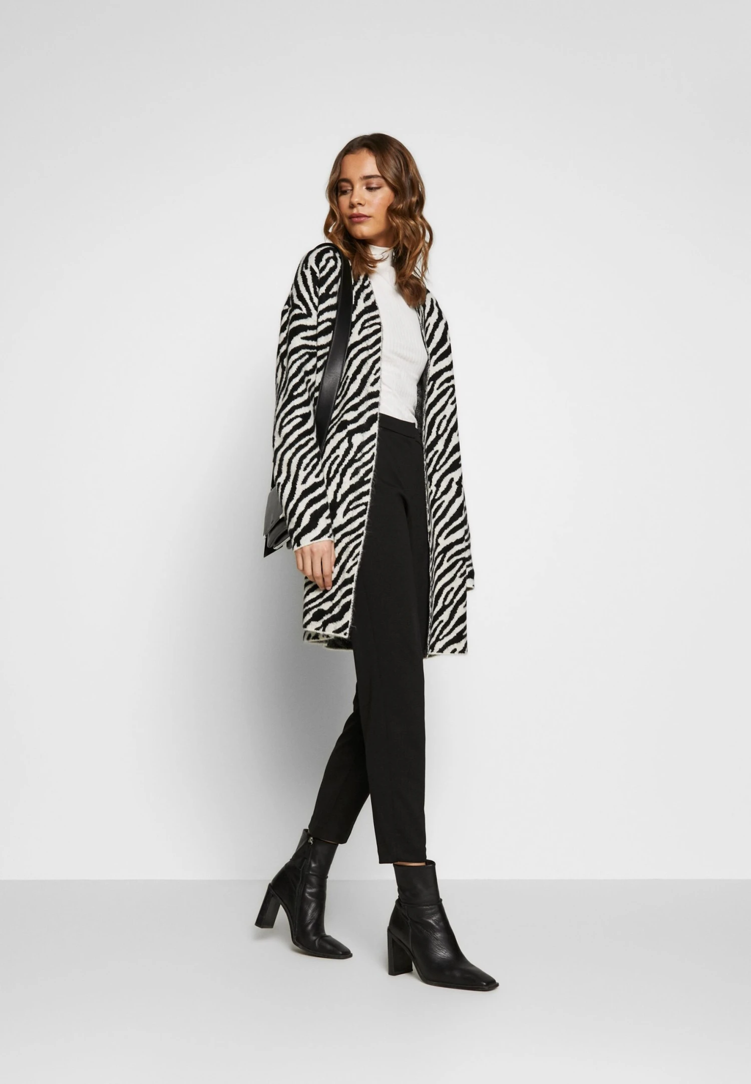 Even&Odd 2 Pack - Top - Off-White/Black 4 Even&Odd 2 Pack - Top - Off-White/Black - Afbeelding 2