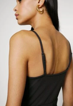 Even&Odd Strappy Warp Mini Bodycon Punto Dress - Etui-Jurk - Black -Even&Odd 7ec144b7d47d45a28fb9ca73e683b881