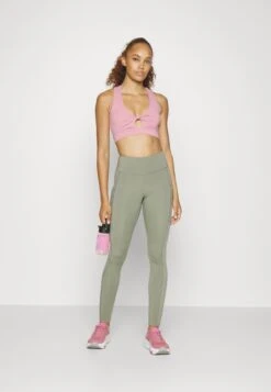 Sport-Bh Met Medium Support - Light Pink -Even&Odd 8a66828759494834848174cca5906c04