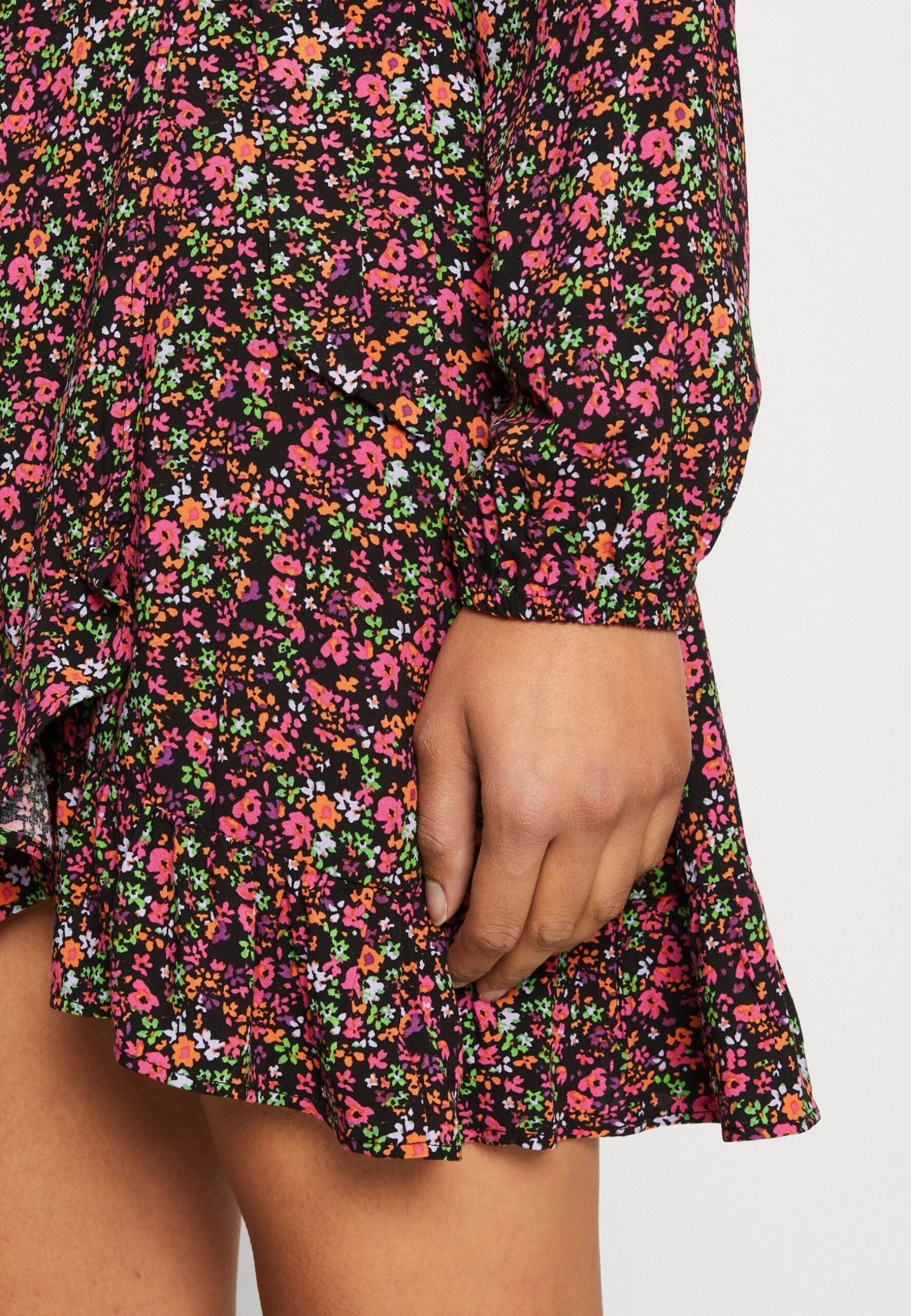 Even&Odd Jurk - Black/Pink 8 Even&Odd Jurk - Black/Pink - Afbeelding 6