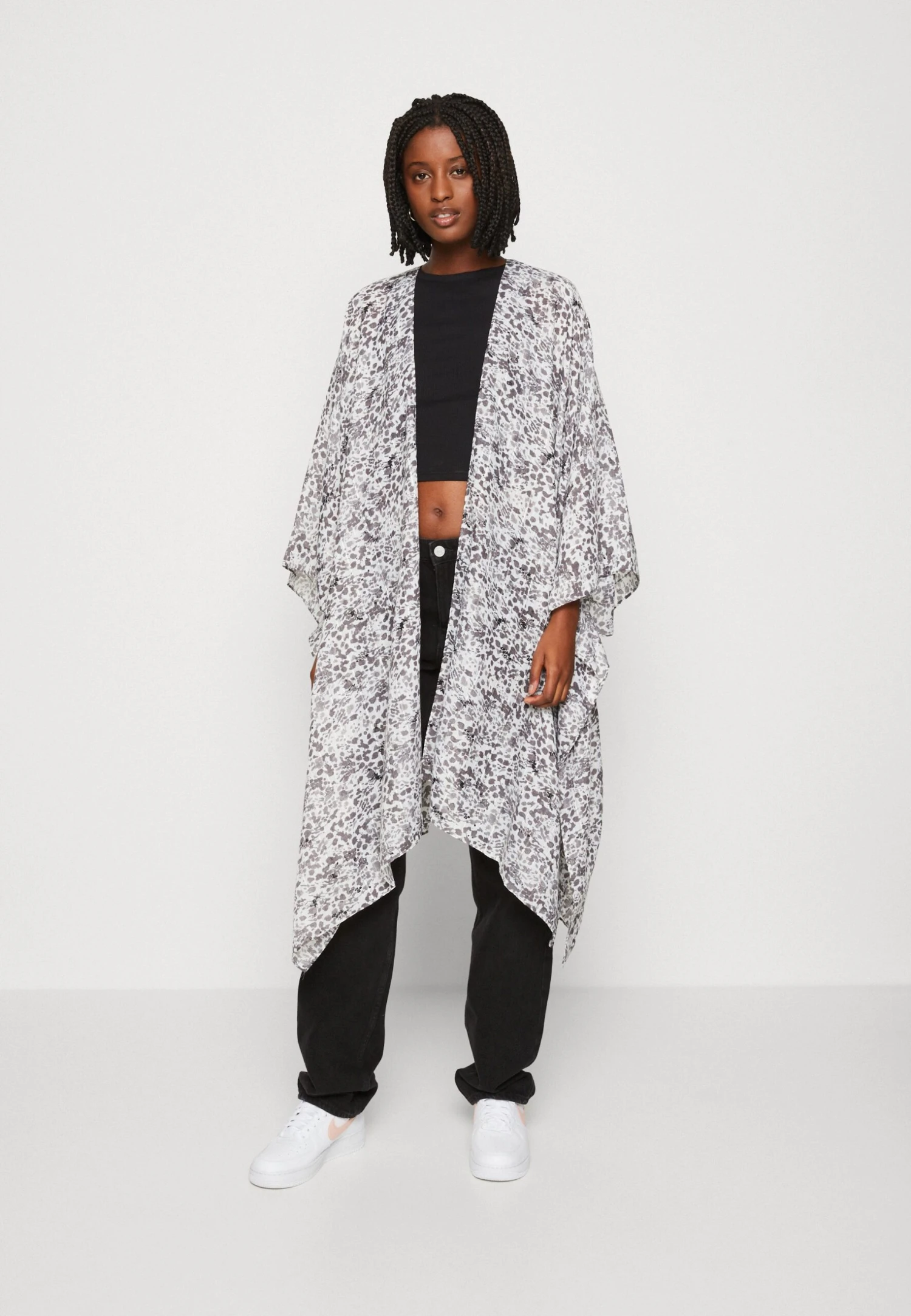 Even&Odd Lichte Jas - Black/White 3 Even&Odd Lichte Jas - Black/White