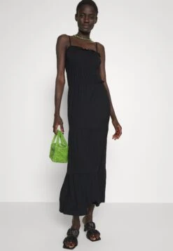 Dress With Tiered Skirt - Maxi-Jurk - 802 - Black 11 Dress With Tiered Skirt - Maxi-Jurk - 802 - Black -Even&Odd 99f1411e93f04071b31a00dcb3c8db12