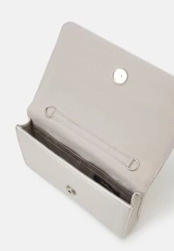 Even&Odd Disney Mickey Mouse - Clutch - Silver-Coloured 10 Even&Odd Disney Mickey Mouse - Clutch - Silver-Coloured -Even&Odd 9b7641c100f9498297a94bf7deca8db3