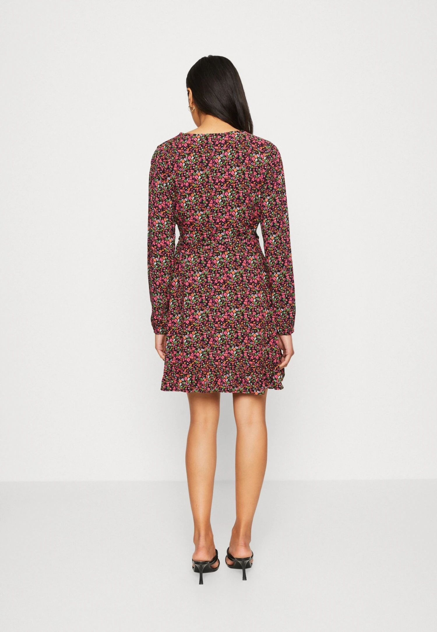 Even&Odd Jurk - Black/Pink 5 Even&Odd Jurk - Black/Pink - Afbeelding 3