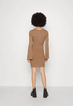 Even&Odd Knit Loose Fit Flared Sleeves Dress - Gebreide Jurk - Camel 10 Even&Odd Knit Loose Fit Flared Sleeves Dress - Gebreide Jurk - Camel -Even&Odd a23ed7db08e747158081f9e23ee8b51d