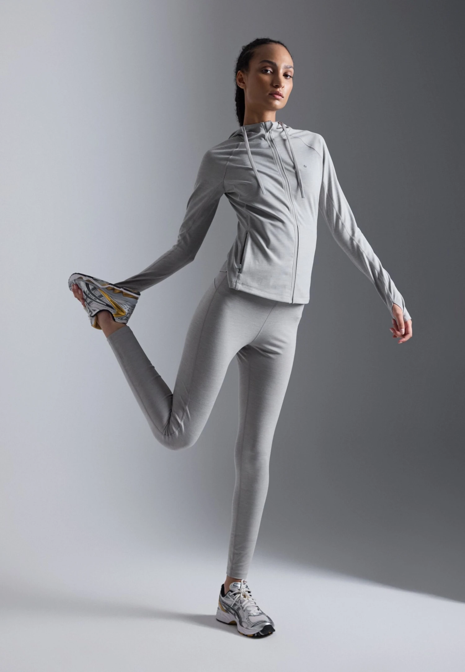 ZIP UP SPORTS SWEAT WITH HOOD - Sweater Met Rits - Mottled Light Grey 4 ZIP UP SPORTS SWEAT WITH HOOD - Sweater Met Rits - Mottled Light Grey - Afbeelding 2