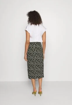 Midi Straight High Skirt - Kokerrok - Black/White 10 Midi Straight High Skirt - Kokerrok - Black/White -Even&Odd b8c13dc6a94a44c1b05921863e40aeba