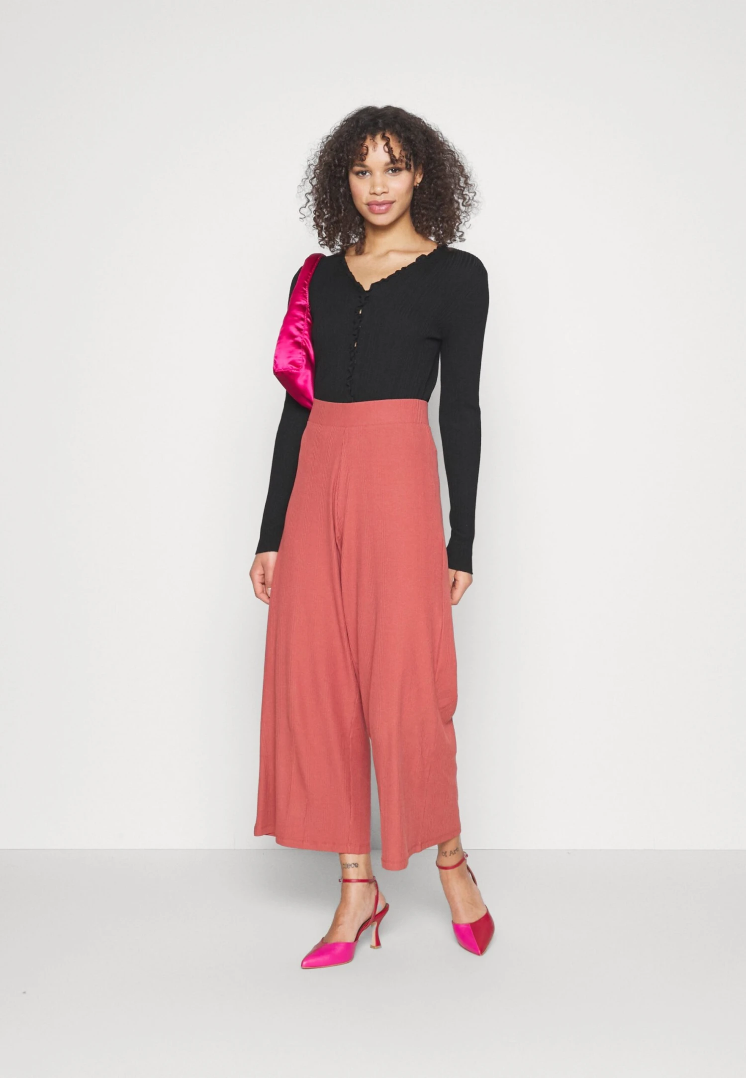 Broek -Red 4 Broek -Red - Afbeelding 2