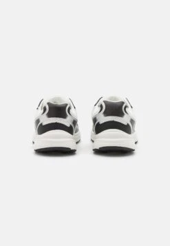 Even&Odd Sneakers Laag - Black/Silver 11 Even&Odd Sneakers Laag - Black/Silver -Even&Odd bd599f483a46466788c599ccb302d046
