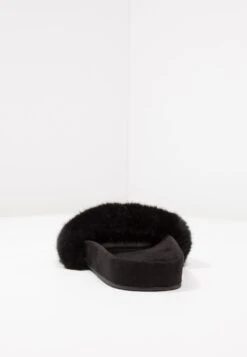 Even&Odd Pantoffels - Black 14 Even&Odd Pantoffels - Black -Even&Odd c4cc6a676c354fd6bc1270ab07460085