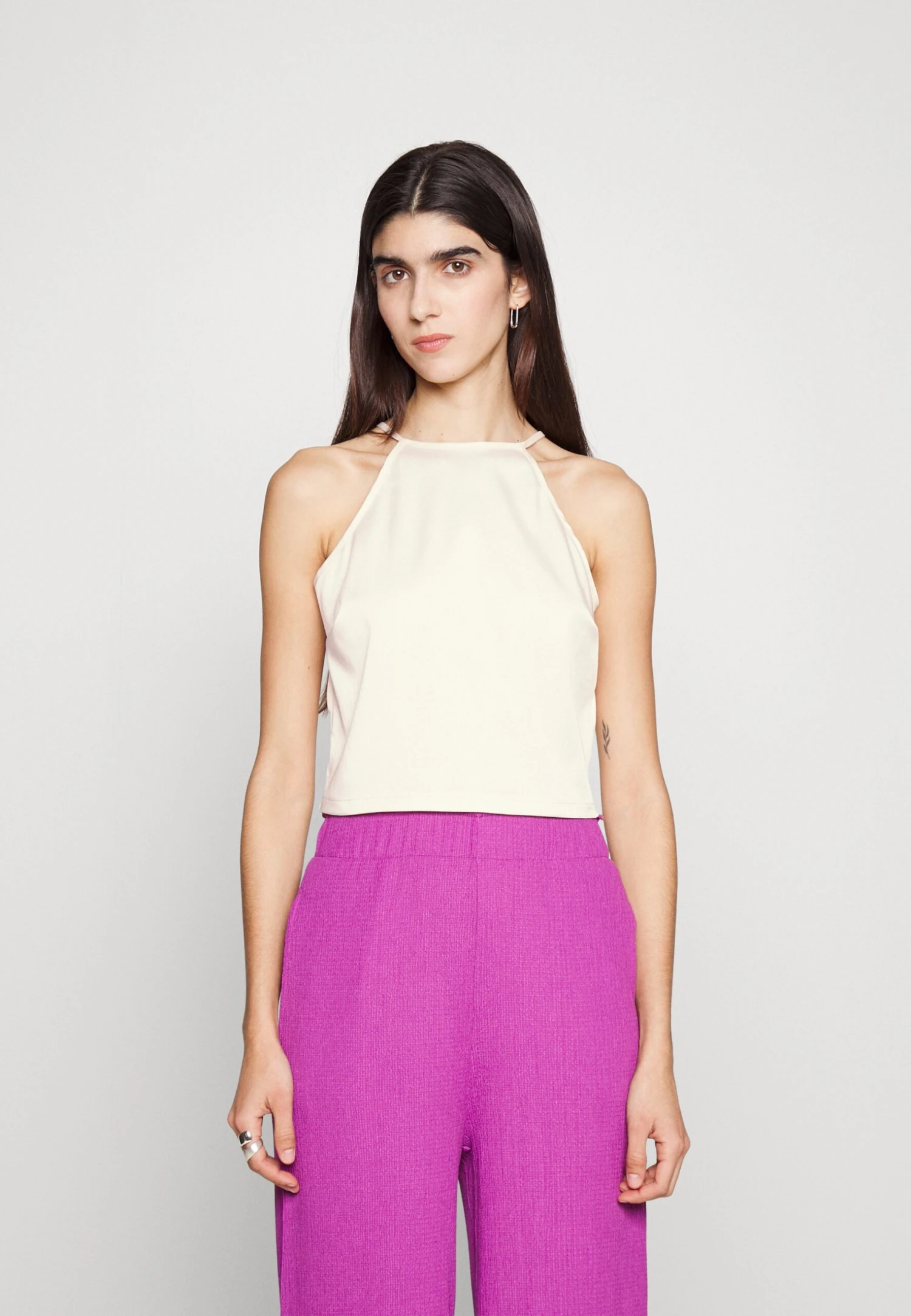 Even&Odd Top - Off White 3 Even&Odd Top - Off White