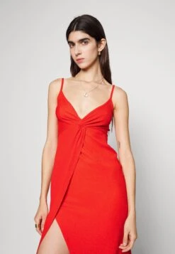Even&Odd Eo-Ss23-C144-Sj / Strappy V Neck Knot Front Waist Midi Dress / 302 - Red - Jurk - Red 15 Even&Odd Eo-Ss23-C144-Sj / Strappy V Neck Knot Front Waist Midi Dress / 302 - Red - Jurk - Red -Even&Odd d70af2ac15b146eab8b866e3f1840eb1