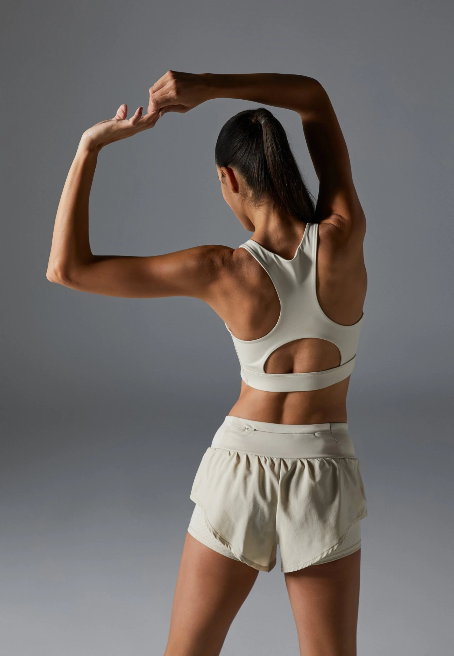 MEDIUM SUPPORT SPORTS BRA WITH RACER BACK - Sport-bh Met Medium Support - Off-white 5 MEDIUM SUPPORT SPORTS BRA WITH RACER BACK - Sport-bh Met Medium Support - Off-white - Afbeelding 3