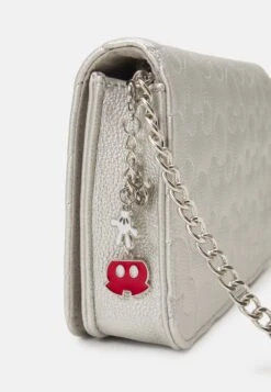 Even&Odd Disney Mickey Mouse - Clutch - Silver-Coloured 11 Even&Odd Disney Mickey Mouse - Clutch - Silver-Coloured -Even&Odd e5ee0392e5c043e5a23d6737253bafd8