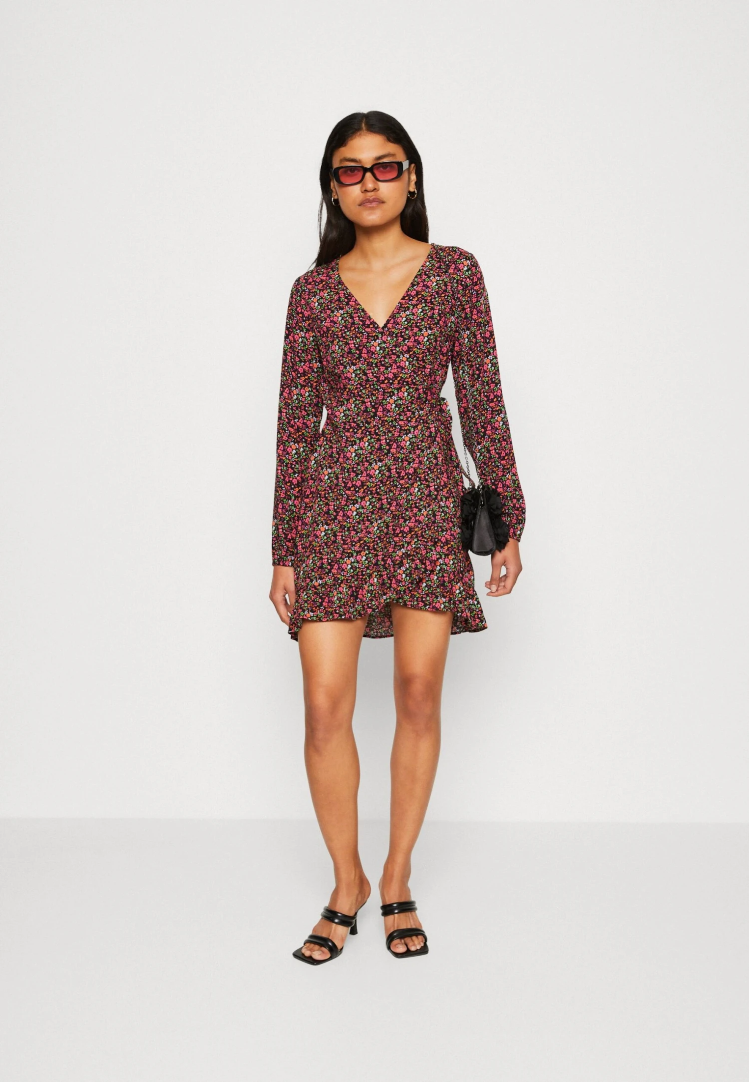 Even&Odd Jurk - Black/Pink 4 Even&Odd Jurk - Black/Pink - Afbeelding 2