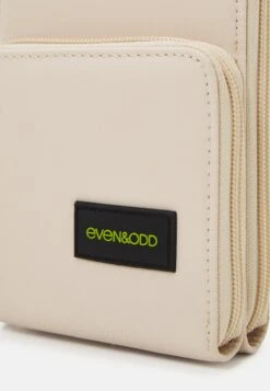 Even&Odd Telefoonhoesje -Beige -Even&Odd ff5ea3c64479419784707e819b456160
