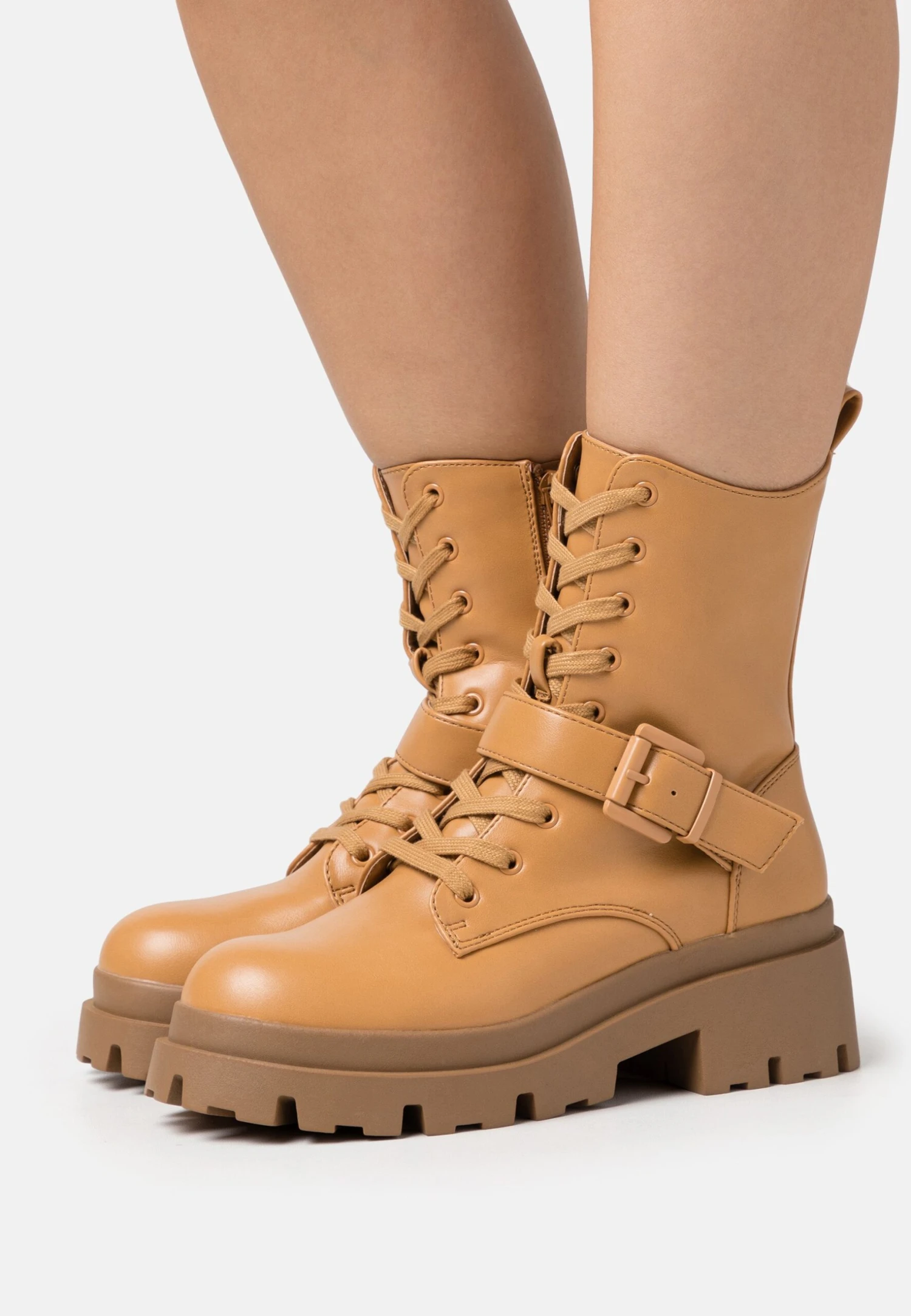 Enkellaarsjes Met Plateauzool - Cognac 3 Enkellaarsjes Met Plateauzool - Cognac